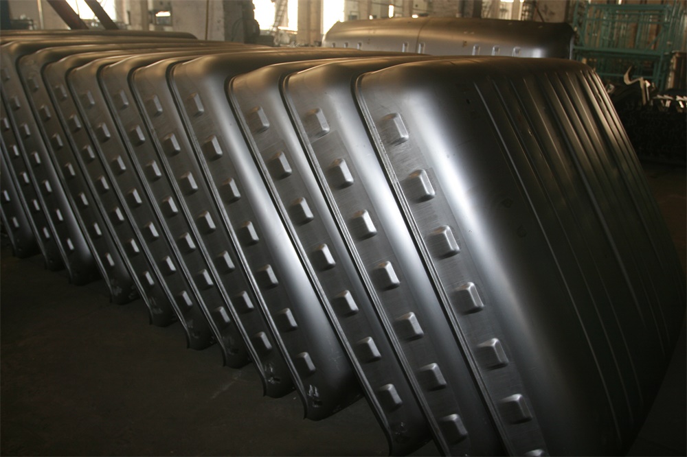 中國(guó)重汽重卡駕駛室頂蓋總成